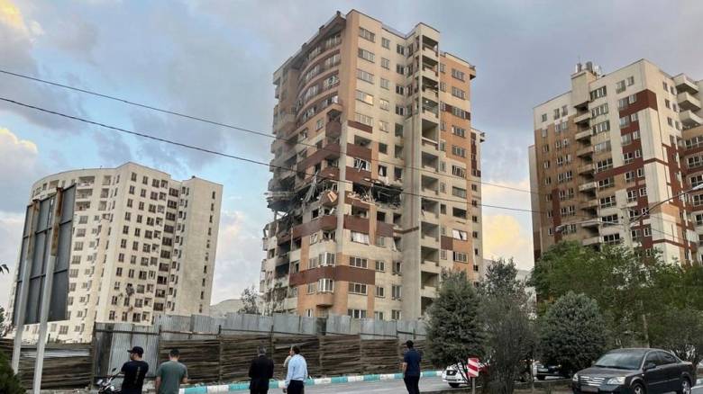 Παγκόσμια ανησυχία και εκκλήσεις για αυτοσυγκράτηση ύστερα από την ισραηλινή επίθεση στο Ιράν