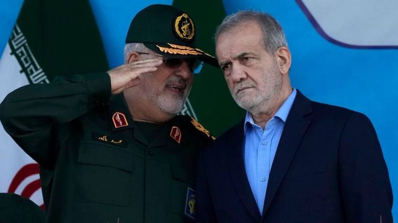 Η Τεχεράνη υπόσχεται «τις πύλες της κολάσεως» στο Ισραήλ