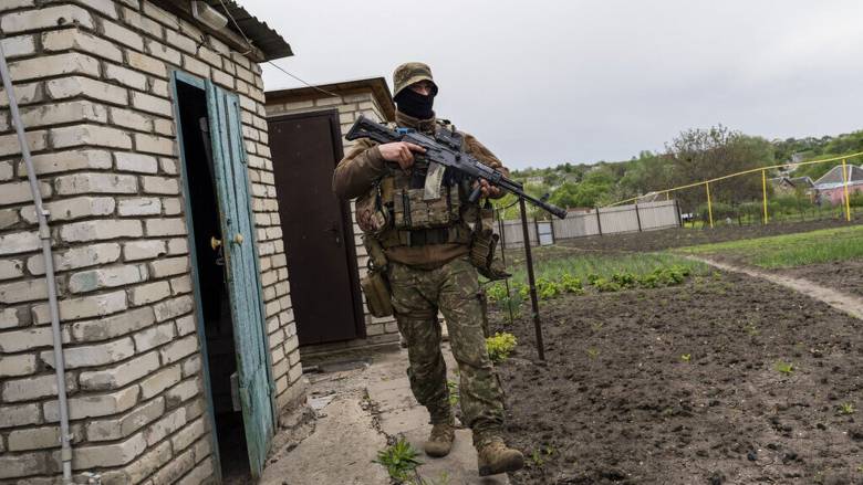 Η Ουκρανία παραλαμβάνει τις σορούς 1200 στρατιωτών της στο πλαίσιο ανταλλαγής αιχμαλώτων