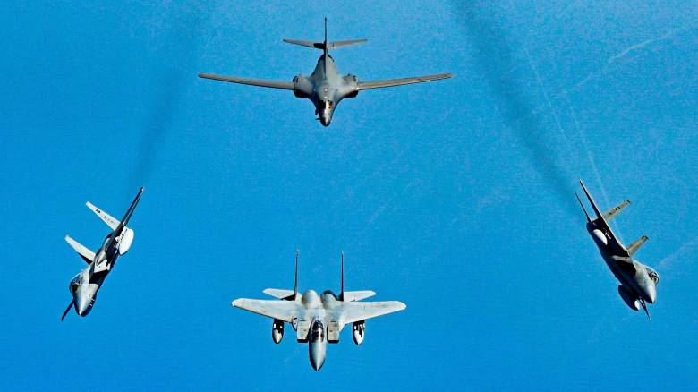 Το Ισραήλ ανακοίνωσε ότι ελέγχει τον εναέριο χώρο από το δυτικό Ιράν μέχρι την Τεχεράνη