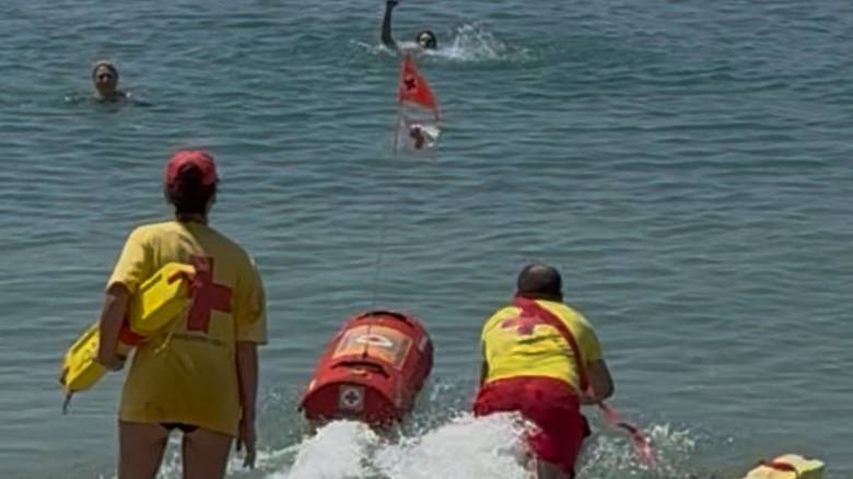 Ο Ελληνικός Ερυθρός Σταυρός παρέχει οδηγίες για την πρόληψη και αντιμετώπιση των πνιγμών στην Ελλάδα