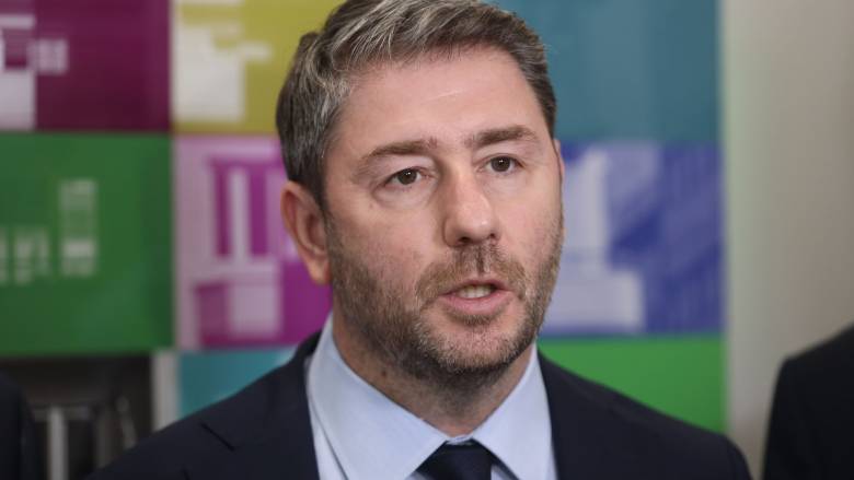 ΠΑΣΟΚ: Εναλλακτικό σχέδιο με στόχο τη «μάχη του φθινοπώρου»