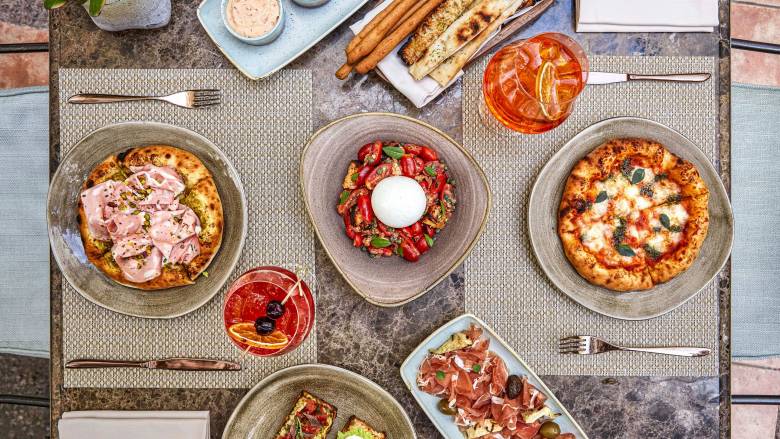 Πέντε διαφορετικές προτάσεις για γευστικές εξόδους στο κέντρο της πόλης αυτό το καλοκαίρι