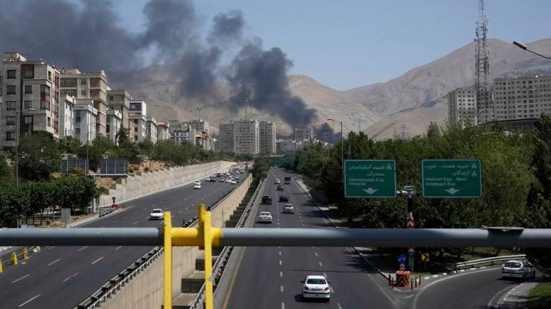 Ο ισραηλινός στρατός καλεί Ιρανούς να επικοινωνήσουν με την Μοσάντ