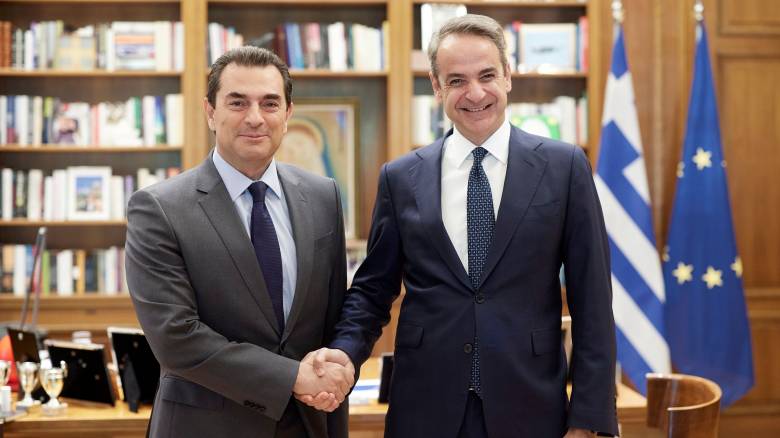 Πρώτη συνάντηση Μητσοτάκη-Σκρέκα μετά την ανάληψη της θέση του γραμματέα της Πολιτικής Επιτροπής ΝΔ