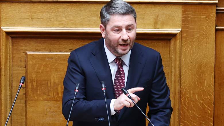 Ανδρουλάκης: Ο κ. Μητσοτάκης αυτοθυματοποιείται - Από απολογούμενος, επιτιθέμενος