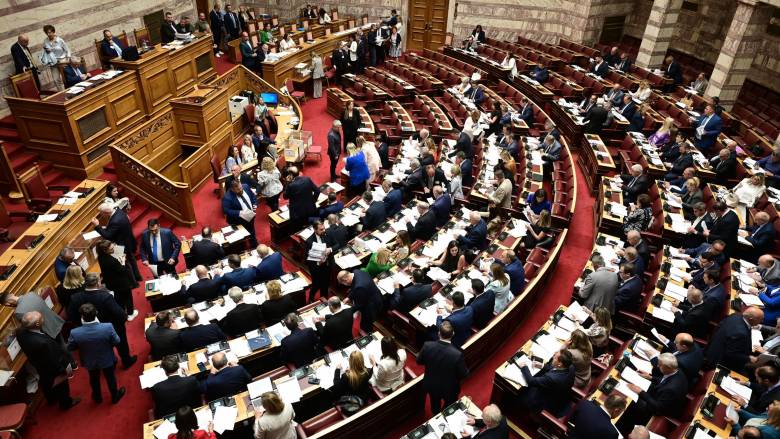 Βουλή: Ολοκληρώθηκε η ψηφοφορία για τη σύσταση προανακριτικής - Σε εξέλιξη η καταμέτρηση