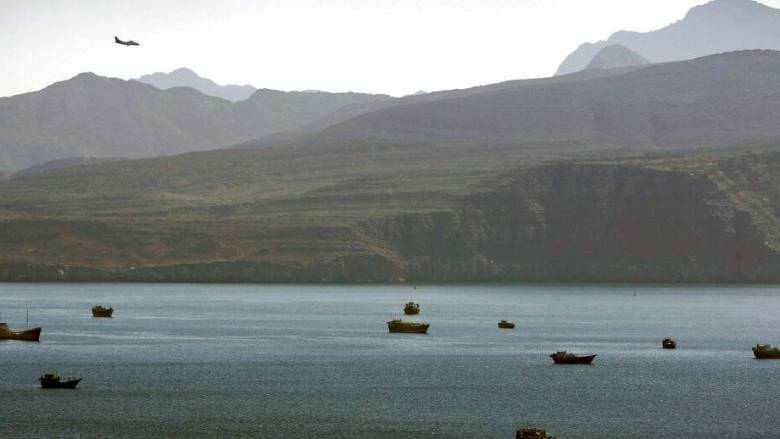 Τι είναι τα Στενά του Ορμούζ και γιατί οι απειλές του Ιράν αποκτούν τόση σημασία