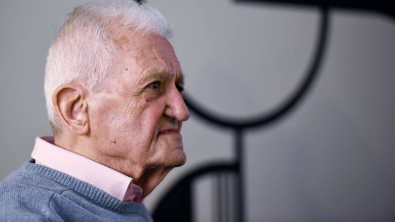 Η Ακαδημία Αθηνών εξέλεξε τον ποιητή Τίτο Πατρίκιο ως επίτιμο μέλος της