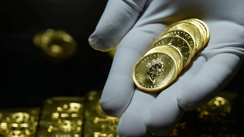 ﻿Ο «πυρετός» για ασφαλή καταφύγια εκτοξεύει και τις χρυσές λίρες