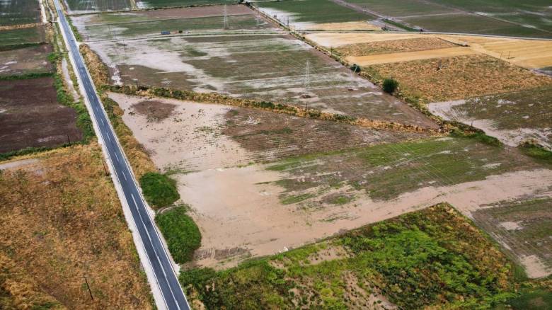 Άνοιξαν οι ουρανοί στη Λαμία: Εικόνες «Daniel» στο Δομοκό - Καταστροφές στα χωριά του κάμπου