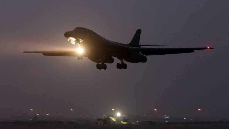 Το Ιράν εξαπολύει αντίποινα στις ΗΠΑ - Σε συναγερμό και η αμερικανική βάση του Κασράκ στη Συρία