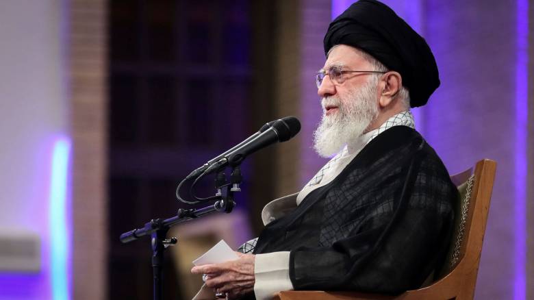 Η πρώτη αντίδραση Χαμενεΐ: Δεν βλάψαμε κανέναν, δεν θα υποταχθούμε στην παρενόχληση κανενός