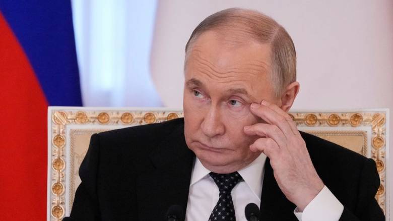 Δεν θα μεταβεί στη Σύνοδο των BRICS ο Πούτιν λόγω του εντάλματος σύλληψης του ΔΠΔ