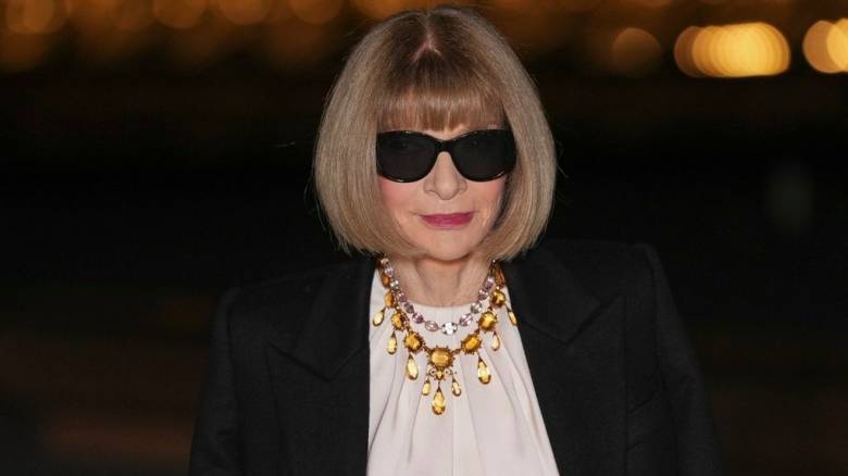 Η Άννα Γουίντουρ παραιτείται από την αρχισυνταξία του Vogue έπειτα από 37 χρόνια