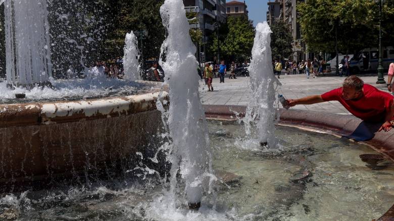 Meteο: Αντιμέτωποι με ακραία θερμική επιβάρυνση οι πολίτες σε Πελοπόννησο και Μακεδονία