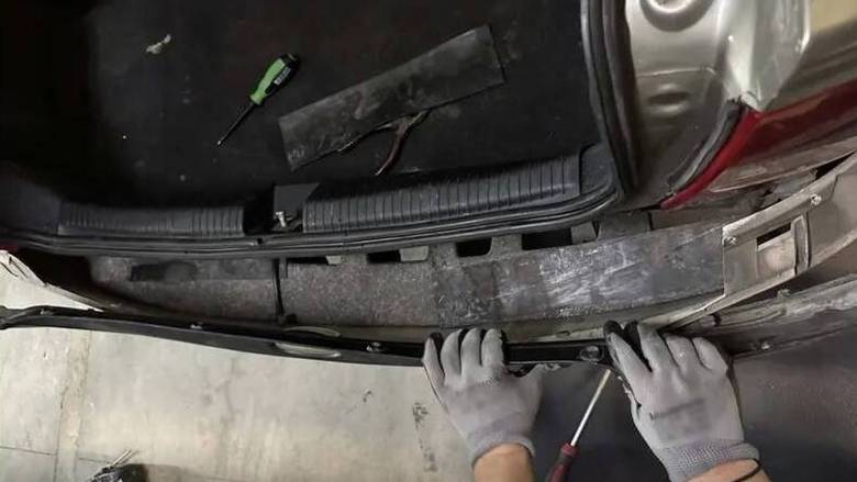 Δράμα: Χειροπέδες σε οδηγό που έκρυψε ναρκωτικά στον προφυλακτήρα του αυτοκινήτου του