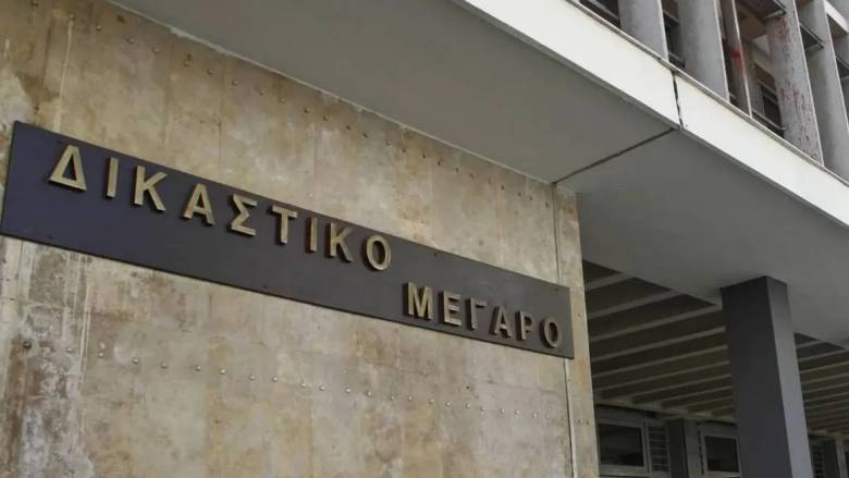 Θεσσαλονίκη: Ελεύθερος με εντολή εισαγγελέα ο οδηγός για το τροχαίο με θύματα πατέρα και γιο