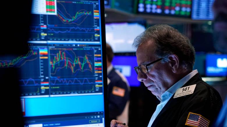 Αυξημένο ενδιαφέρον διεθνών επενδυτών:16,5 δισ. σε ελληνικά ομόλογα και μετοχές την τελευταία διετία