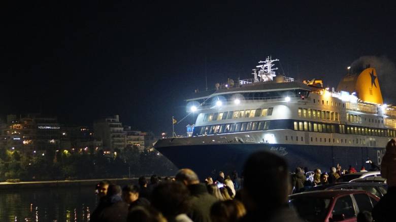 Με καθυστερήσεις ο απόπλους στα λιμάνια Αττικής: Ποια δρομολόγια πραγματοποιούνται, ποια ακυρώνονται