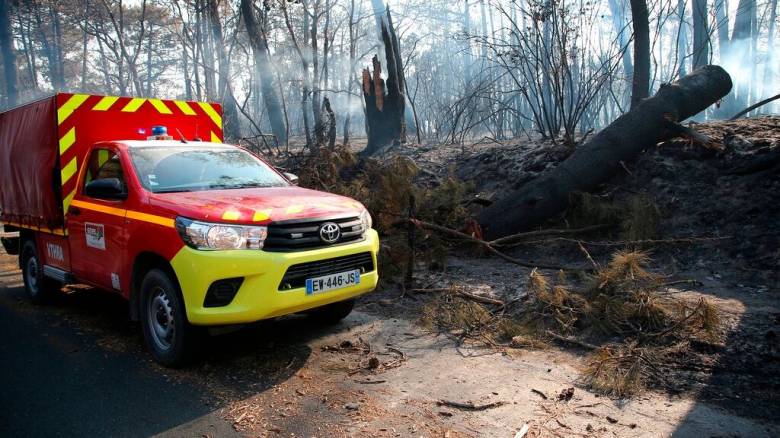 Γαλλία: Προφυλακίστηκε ο οδηγός που προκάλεσε δασική πυρκαγιά μεταφέροντας ψησταριά
