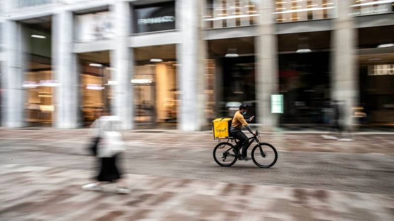 Σε κλοιό καύσωνα η Ιταλία: Απαγορεύτηκαν τo delivery το μεσημέρι στο Τορίνο