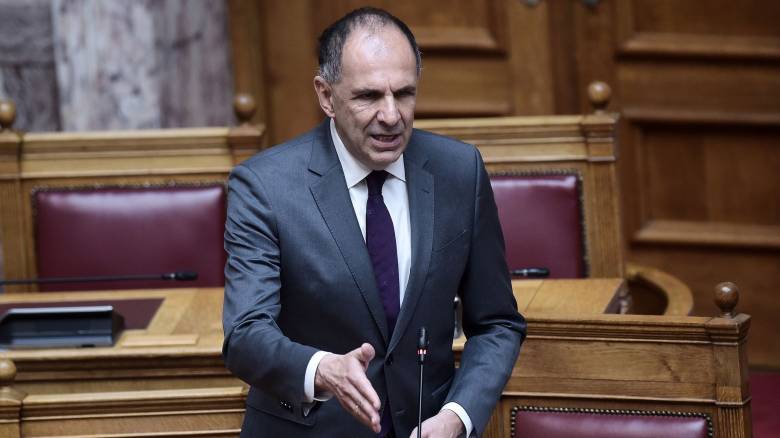 Σήμερα η ενημέρωση Γεραπετρίτη στη Βουλή για τη Μέση Ανατολή