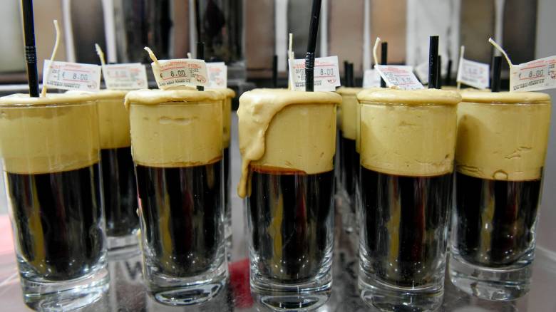 Κάτω τα χέρια από τον φραπέ