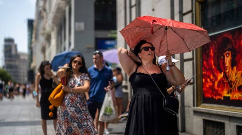 Καύσωνας στην Ευρώπη: Εξασθενεί στη Γαλλία - Mετακινείται ανατολικά προς τη Γερμανία