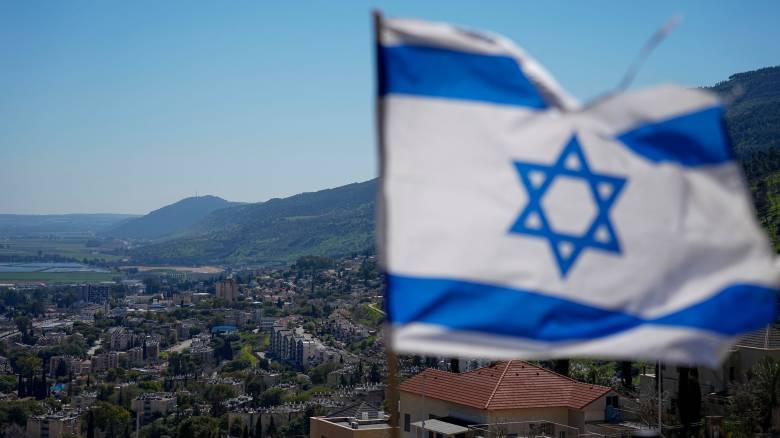 Μόνιμη εγκατάσταση στην Ελλάδα για τους 10.000 εκ των 80.000 που έφυγαν από το Ισραήλ