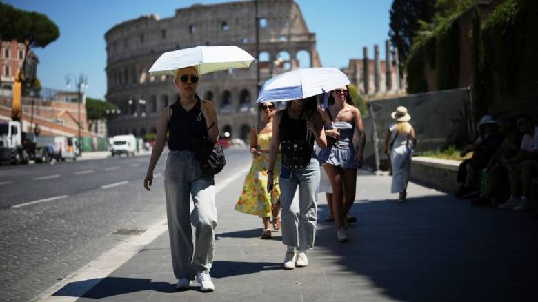Νεκροί δεκαέξι άνθρωποι από τον καύσωνα που πλήττει την Ιταλία