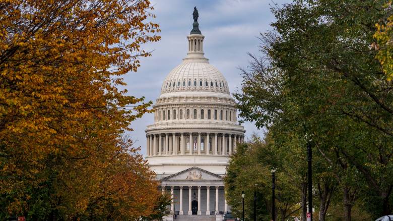 ΗΠΑ: Πέρασε και από τη Βουλή των Αντιπροσώπων το φορολογικό νομοσχέδιο Τραμπ