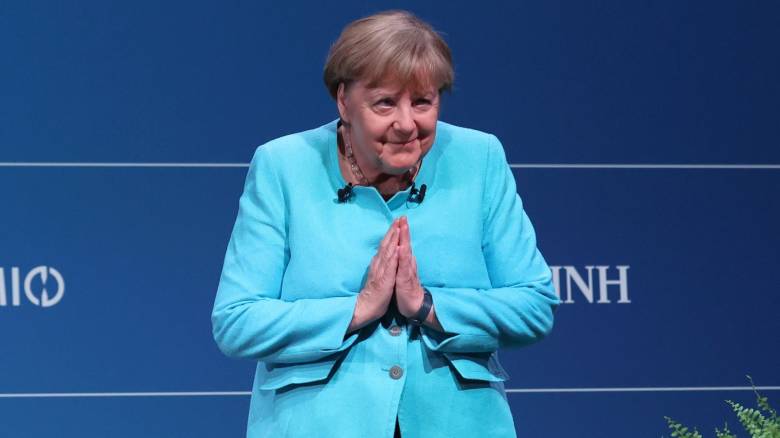 Μέρκελ: Δεν θα ζητούσα συγγνώμη από τους Έλληνες - Δεν υπήρχε έτοιμο σχέδιο για Grexit