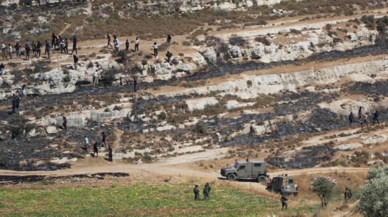 Παλαιστίνη: Συγκρούσεις μεταξύ εποίκων και Παλαιστινίων σε χωριό της Δυτικής Όχθης