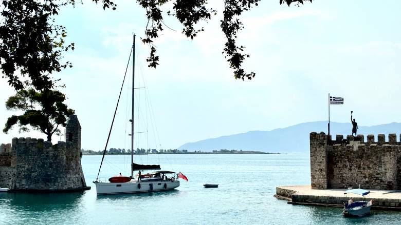 Ό,τι ψάχνεις, σε περιμένει στη Ναύπακτο - Πολιτισμός και γεύσεις στη νέα τουριστική καμπάνια