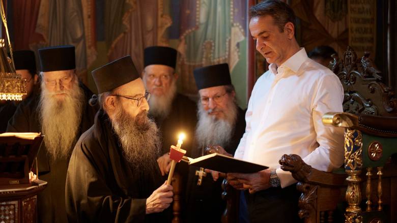 Στην Ιερά Μονή Σίμωνος Πέτρας ο Κυριάκος Μητσοτάκης