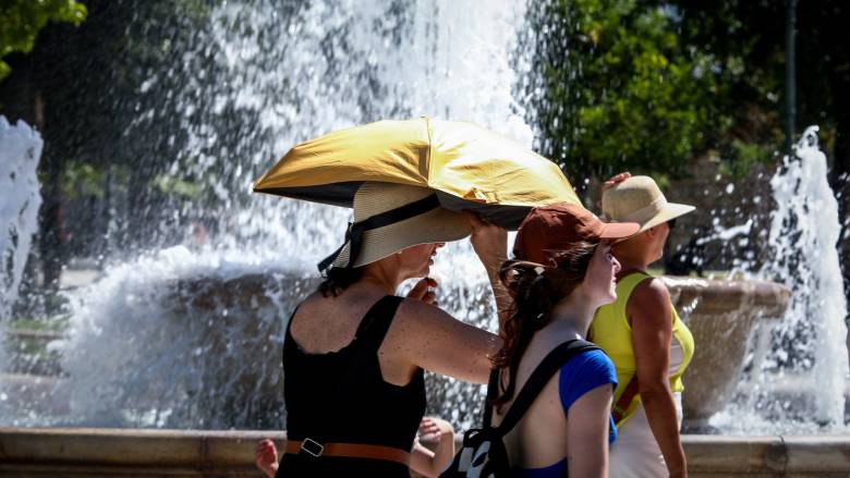 «Καυτό» 4ήμερο προ των πυλών: Έως τους 42 βαθμούς ο υδράργυρος - Ποιες περιοχές θα «ψηθούν»