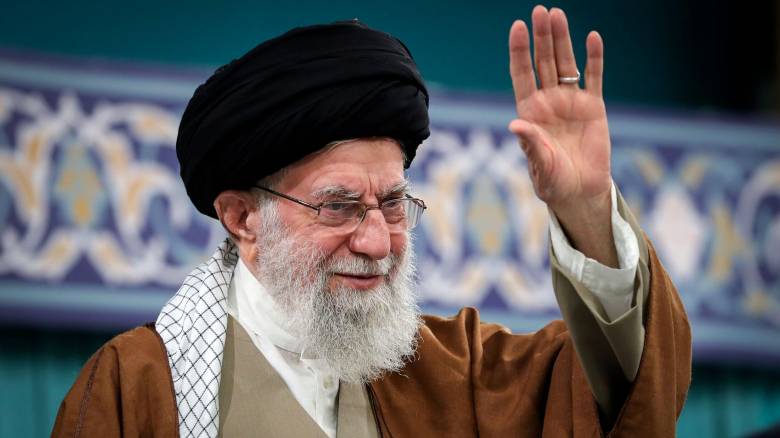 Η Μοσάντ επιβεβαιώνει ότι ο Χαμενεΐ είναι ζωντανός