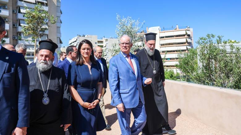 Στο υπό ανέγερση Ιωνικό Κέντρο της Ιεράς Μητρόπολης Ν. Ιωνίας ξεναγήθηκε ο Κωνσταντίνος Τασούλας