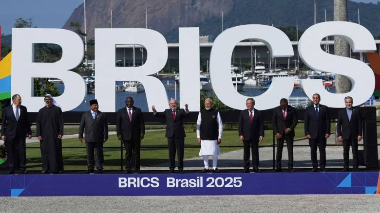 Τις σοβαρές ανησυχίες τους για την επιβολή μονομερών δασμών εξέφρασαν οι χώρες της ομάδας BRICS