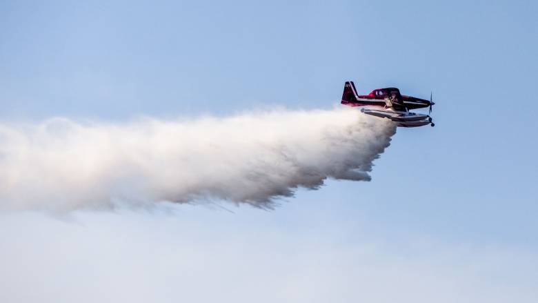 Μεγάλη πυρκαγιά στην Αλβανία: Δύο Canadair στέλνει η Ελλάδα
