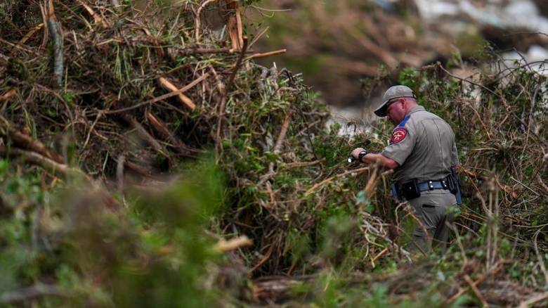 Πλημμύρες στο Τέξας: Μάχη με το χρόνο δίνουν οι διασώστες - Νεκρά 15 παιδιά