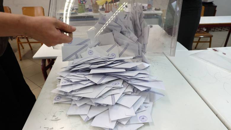 Δημοσκόπηση Οpinion Poll: Προβάδισμα ΝΔ, δεύτερο το ΠΑΣΟΚ - Τι λένε οι πολίτες για τον ΟΠΕΚΕΠΕ