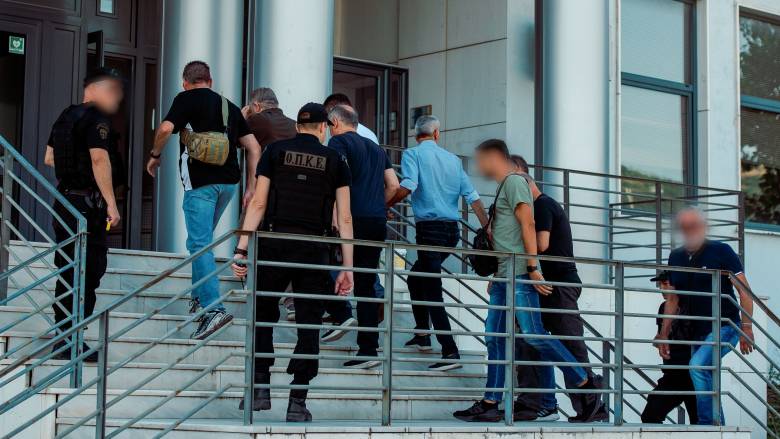 Θεσπρωτία: Προφυλακιστέοι οι 13 από τους 14 τελωνειακούς για την κατηγορία της δωροληψίας