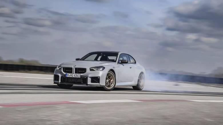 Η νέα BMW M2 CS έγραψε ιστορία στην «Πράσινη Κόλαση»