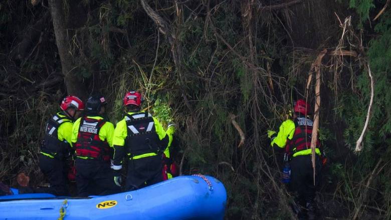 Πλημμύρες στο Τέξας: Καρέ - καρέ οι αγωνιώδεις προσπάθειες για τον εντοπισμό αγνοουμένων