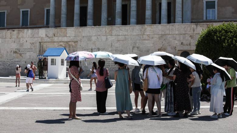 Eπικαιροποιημένο δελτίο επιδείνωσης καιρού: Πολύ υψηλές θερμοκρασίες μέχρι την Τετάρτη