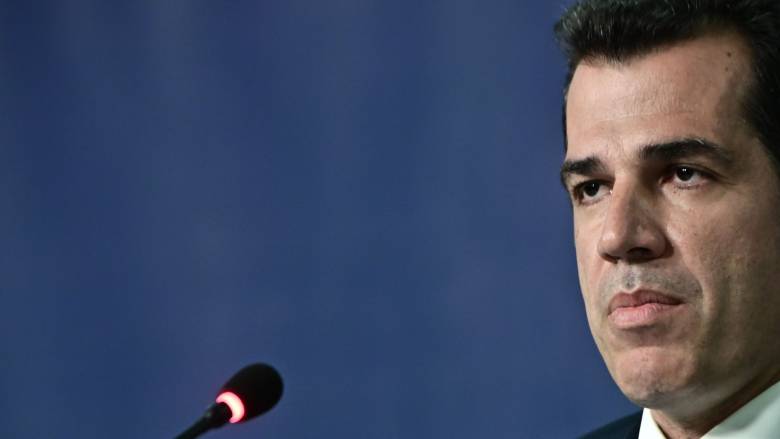 Πλεύρης: Φυλακή ή επιστροφή για τους παράνομους μετανάστες