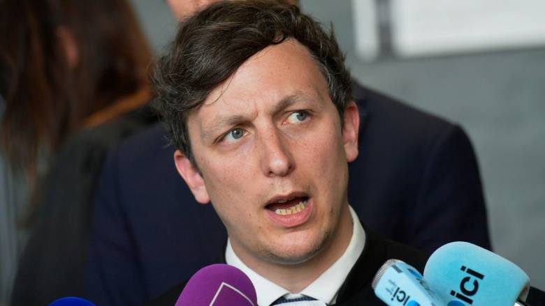 Γαλλία: Αυτοκτόνησε ο δικηγόρος που υπερασπίστηκε τον παιδεραστή χειρουργό