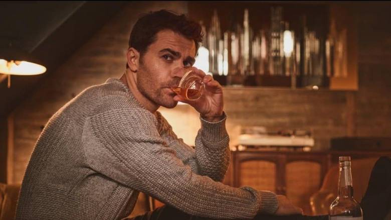 O διάσημος ηθοποιός Paul Wesley έφερε το bourbon του για πρώτη φορά στη χώρα μας στη Μεσσηνία